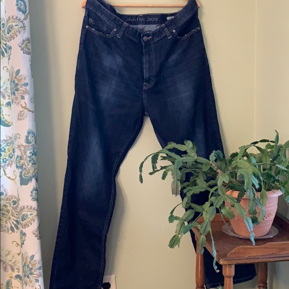 Men’s Calvin Klein straight leg jeans size 42x32